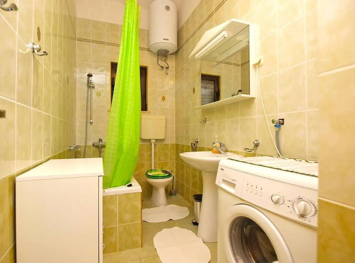 Alma Apartment Porec